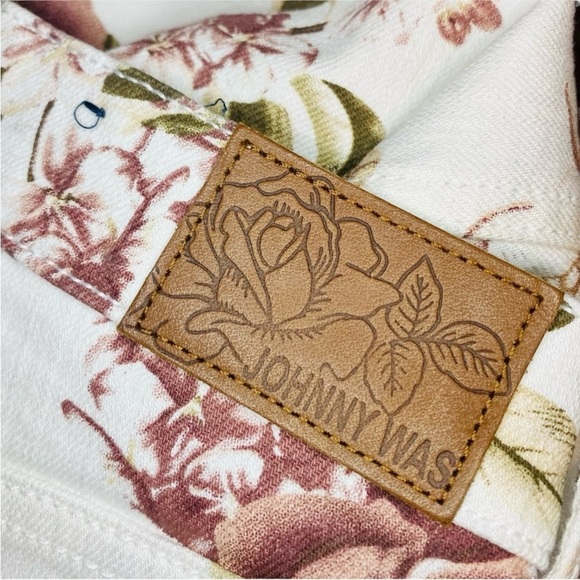 Johnny Was The Cropped Boyfriend Jeans in Rose Nwt - Picture 7 of 16